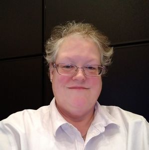 Meet your Posher, Debra